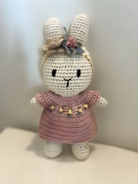 Image 4 of Petite Nuit – A Bunny for Magical Bedtime Adventures 