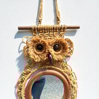 Image 5 of Miroir hibou porte-serviette 60/70 macramé corde & bois  vintage bohème chic