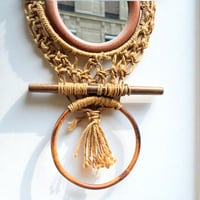 Image 8 of Miroir hibou porte-serviette 60/70 macramé corde & bois  vintage bohème chic