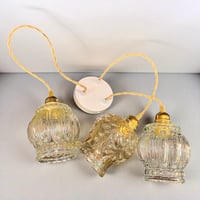 Image 7 of Suspension vintage cascade 3 globes en verre moulé – Années 1960-70 