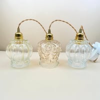 Image 8 of Suspension vintage cascade 3 globes en verre moulé – Années 1960-70 