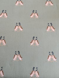 Image 2 of Canards sur fond crème,vert et bleu