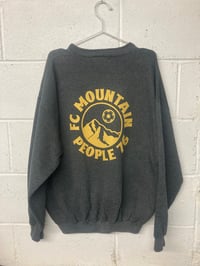 Image 2 of FC Mountain People, grey XL/XXL (25"P2P, 29"S2H, 32"C2C) Second