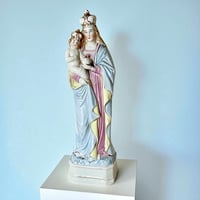 Image 1 of Ancienne grande statue Sainte Vierge à l’Enfant - porcelaine polychrome fin XIXᵉ / 1900