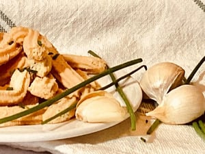 Image of White Cheddar Chive and Garlic