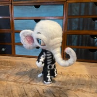 Image 5 of Skullyphant