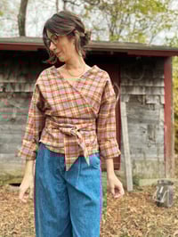 Image 4 of Reversible Flannel Wrap in Grey/Rust, Large Regular Length