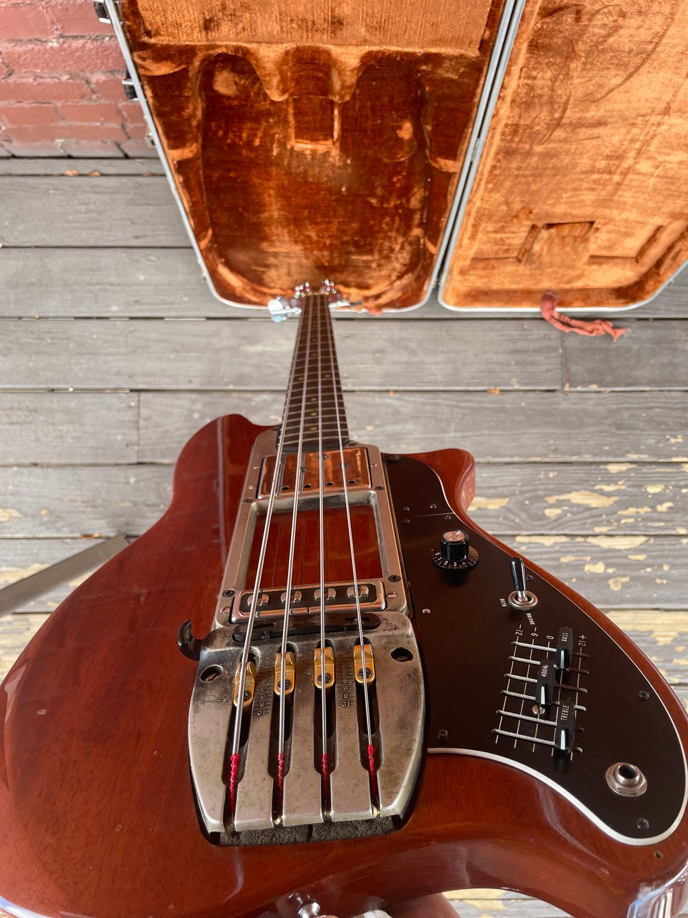 Ovation Magnum II - Bass Solid Mahogany Carbon Fiber Neck Rickenbacker Tool Joy Division