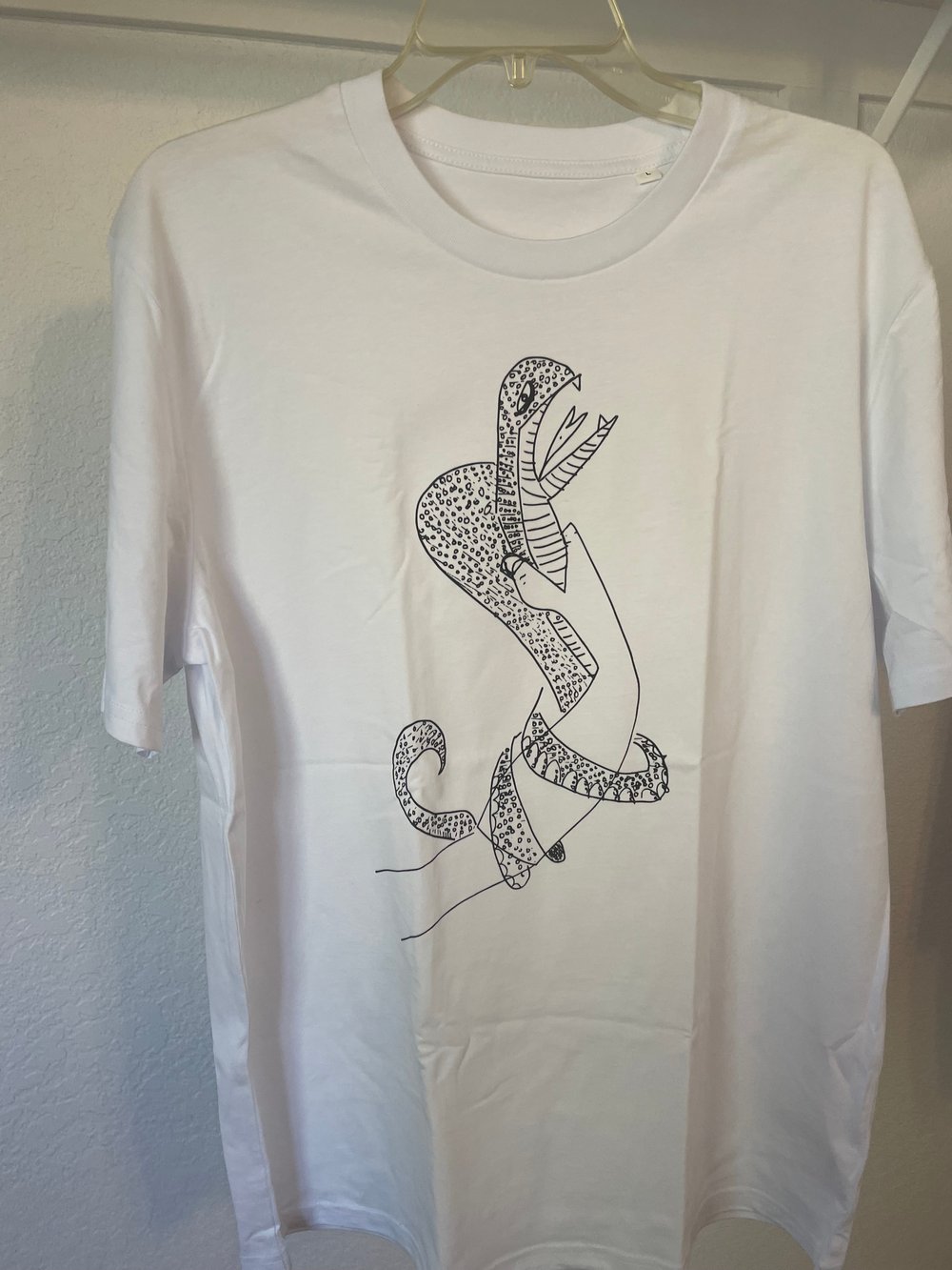 Hand With A Snake - Unisex organic cotton t-shirt
