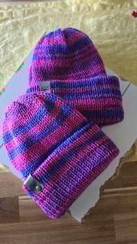 Image 1 of Pride beanie: bi flag
