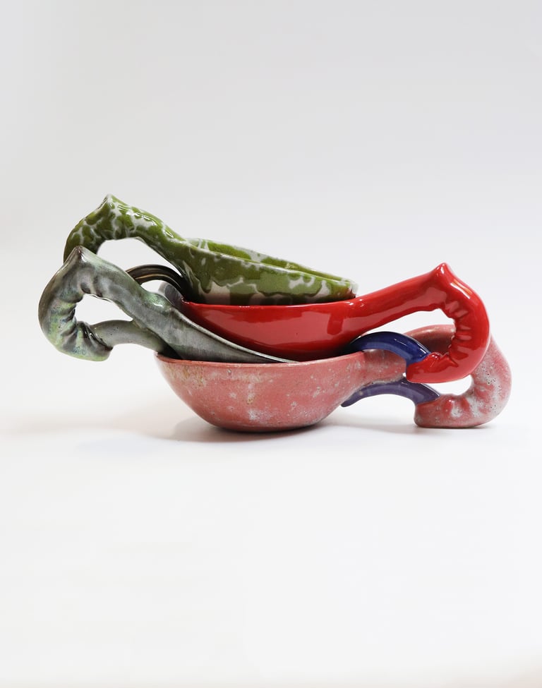 Hooked Finger Cups/ 7 oz—10 oz