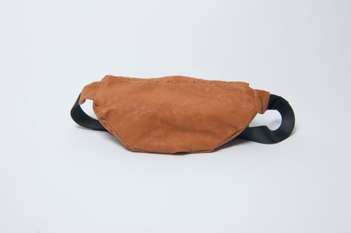 Image of BOSCO PARIS – banane en cuir d’autruche -Ostrich leather belt bag