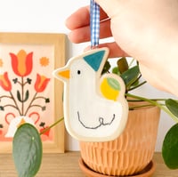 Image 4 of petite suspension canard