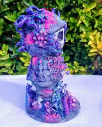 Image 3 of 'Space Jockey' - Custom Numskull by The Many Faces of Laura Penn