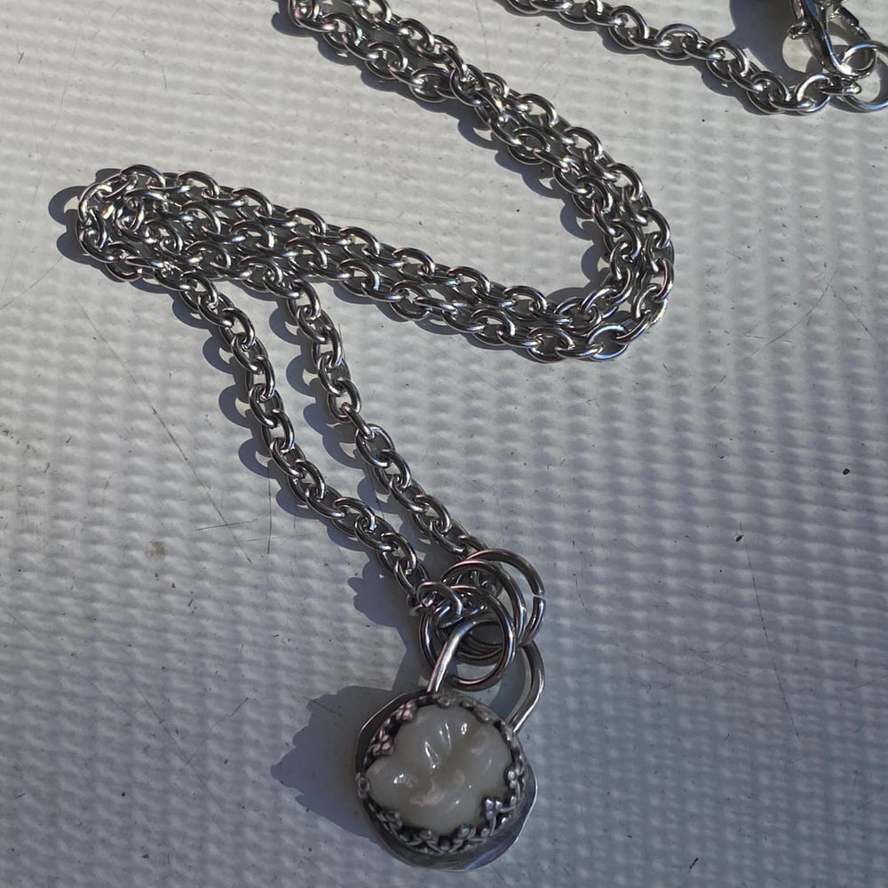 Tooth Pendant Necklace