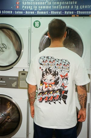 Image of SMOKING BETTY - BERTO