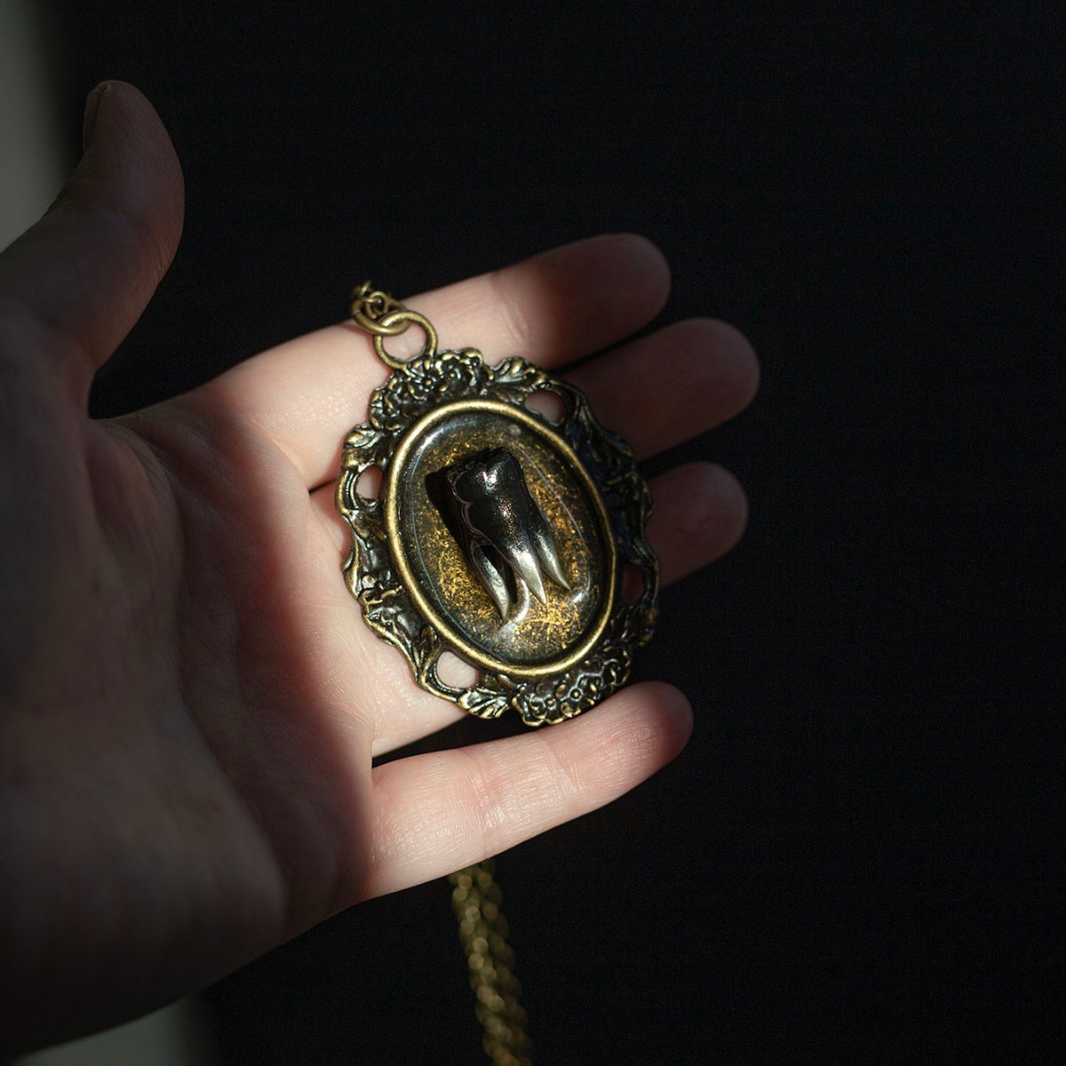 Tooth cameo pendant - black & soft gold ombre 3-root molar