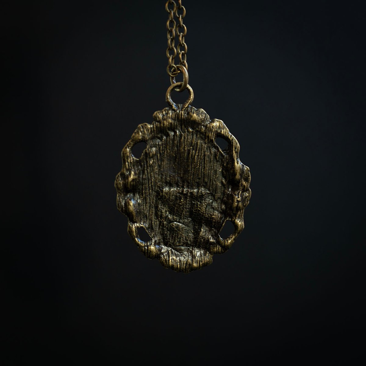 Tooth cameo pendant - black & soft gold ombre 3-root molar