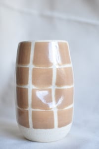 Image 2 of Tan Checkered Travel Mug