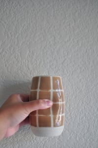 Image 5 of Tan Checkered Travel Mug