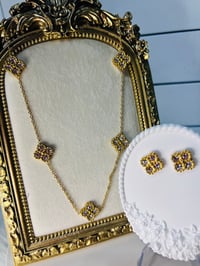 Image 5 of Elegant Clover Jewelry Set – 18K Gold Plated