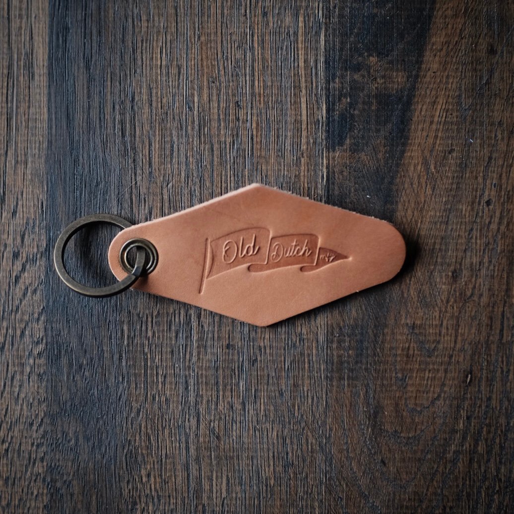 Old Dutch Leatherworks — Motel keychain (natural)