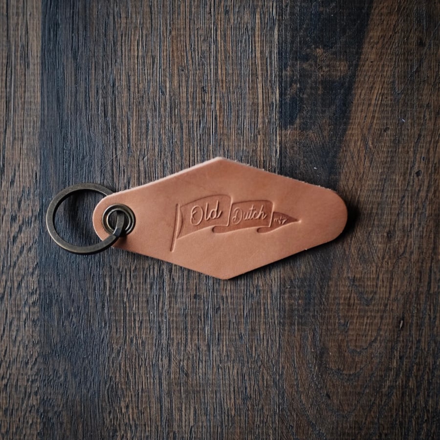 Image of Motel keychain (natural)