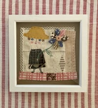Big Bloom Applique Box Frame 