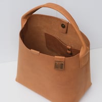 Image 6 of Midi Bucket in vintage tan