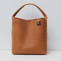 Image 1 of Midi Bucket in vintage tan