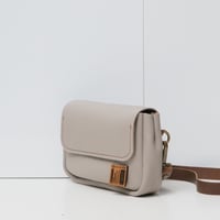 Image 4 of Tiny Fanny Pack in pebbled light gray