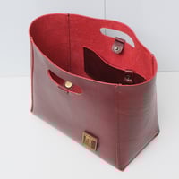 Image 6 of STUDIO LINE grab-handle clutch in cherry
