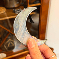 Image 2 of Lune d’Ambre