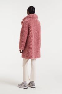 Image 3 of ABRIGO BORREGUITO ROSADO