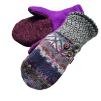 Image 2 of 2025 Edit Vintage Button Mittens Purple Mix