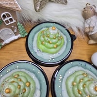 Image 4 of Christmas Tree snowglobe