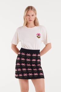 Image 1 of CAMISETA ALGODÓN CON BORDADO FLORAL