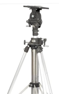 Image 1 of Majestic 3300 heavy duty tripod geared column + model 1200 geared head #1279