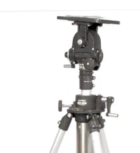 Image 5 of Majestic 3300 heavy duty tripod geared column + model 1200 geared head #1279