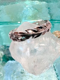 Image 4 of 14k solid gold 4mm maile Hawaiian ring 