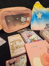 Image 9 of Hello Kitty Star Bag Bundle 