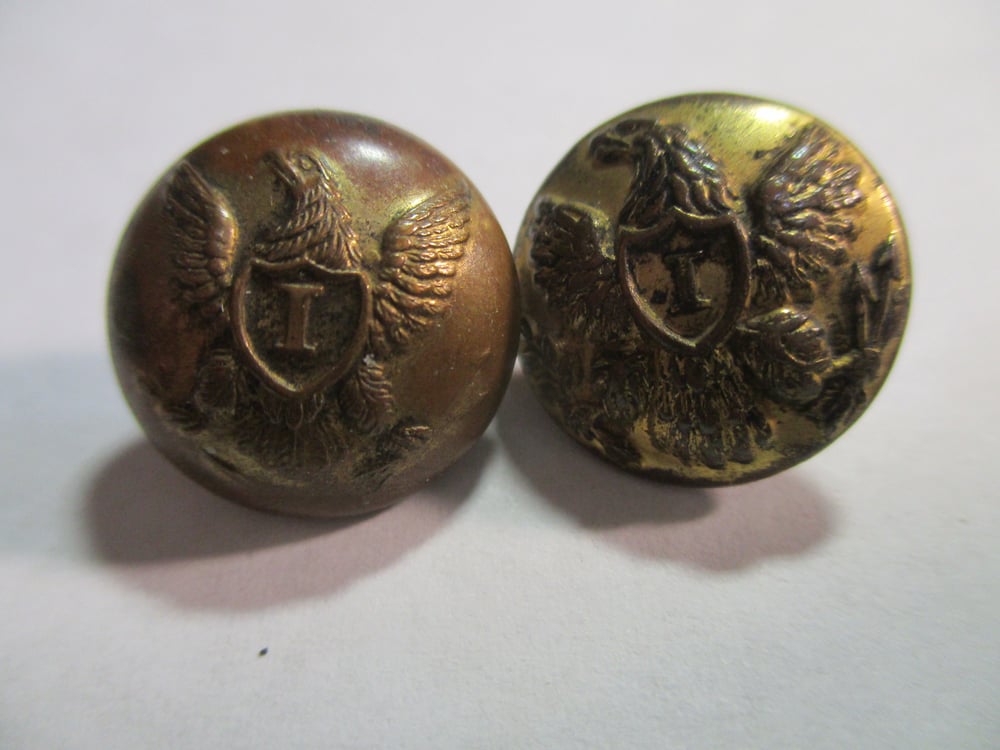#215-CIVIL WAR SALE: COLLECTION OF FOUR UNION UNIFORM BUTTONS (3 DIFFERENT STYLES)