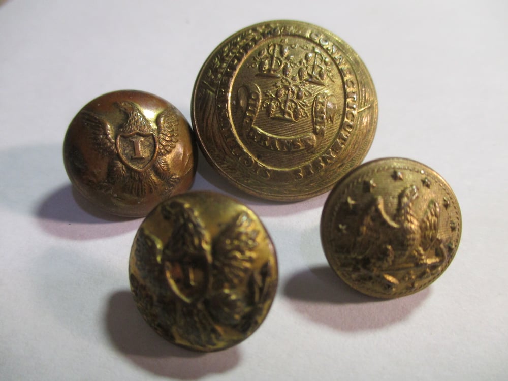 #215-CIVIL WAR SALE: COLLECTION OF FOUR UNION UNIFORM BUTTONS (3 DIFFERENT STYLES)