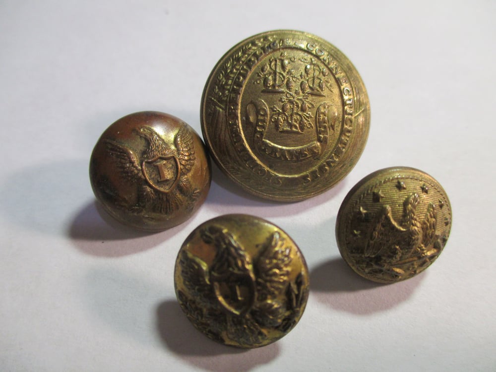 #215-CIVIL WAR SALE: COLLECTION OF FOUR UNION UNIFORM BUTTONS (3 DIFFERENT STYLES)