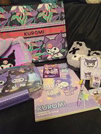 Image 1 of Kuromi Tropical Totebag Bundle 