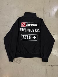 Image 2 of Chaqueta Juventus