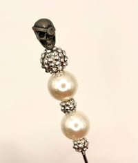 Image 1 of Diamonds on my neck - Skull Cigar Pick