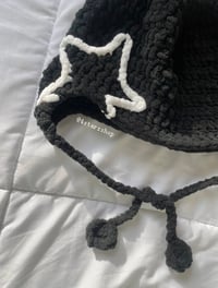 Image 6 of chunky star earflap hat