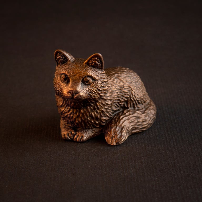 Cat resin figure Image 4