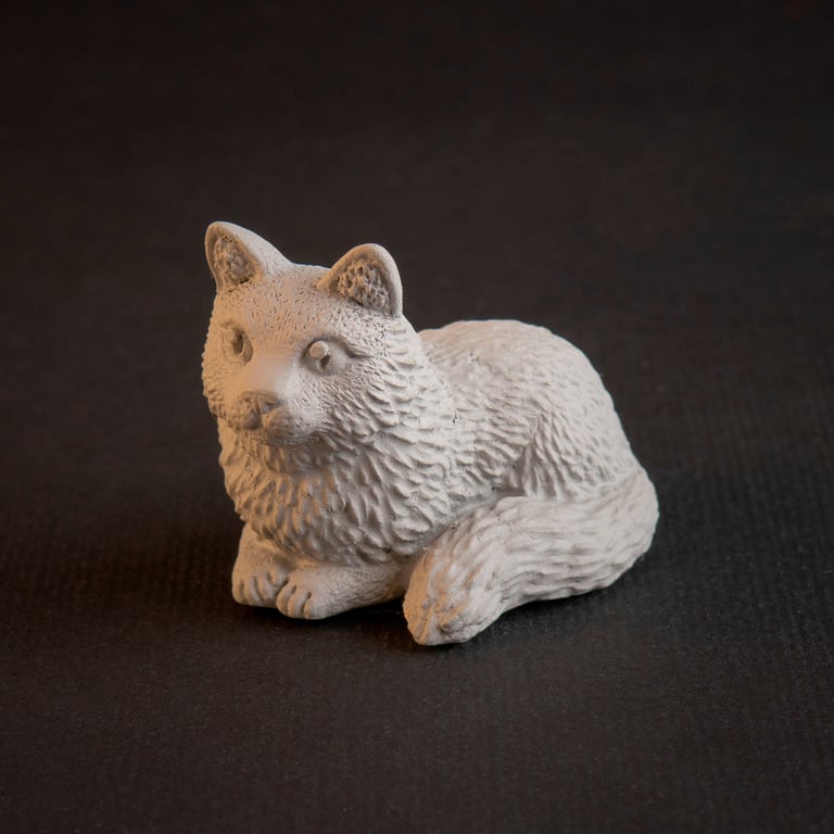 Cat resin figure Image 3
